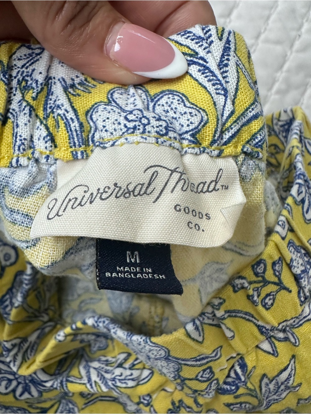 Universal Thread Waistband Yellow Floral High-Rise Pull-On Shorts Summer Size M - Picture 6 of 8